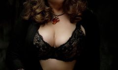 Индивидуалка Ирма .. Тел. +7 978 730-49-91